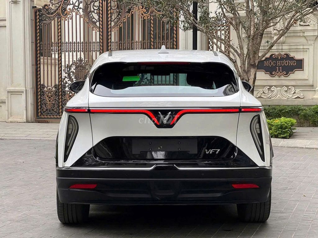 VF7 ECO 2025 chỉ còn 717tr, Plus chỉ 811tr. Mua bán Ô tô tại Quận 12 Tp Hồ Chí Minh được đăng bởi Vinfast Phan Trọng Tuệ Q12 hình 13