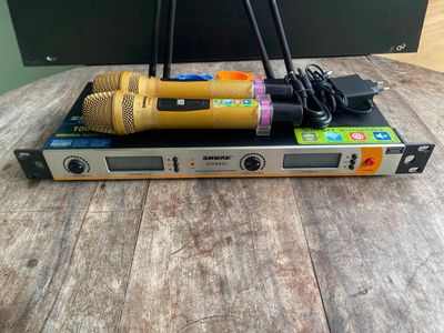 Bộ micro Shure UGX9III hoạt động tốt ok. Mua bán Tivi, Âm thanh tại Huyện Mỏ Cày Nam Bến Tre được đăng bởi Hồ Audio MCN Bến Tre