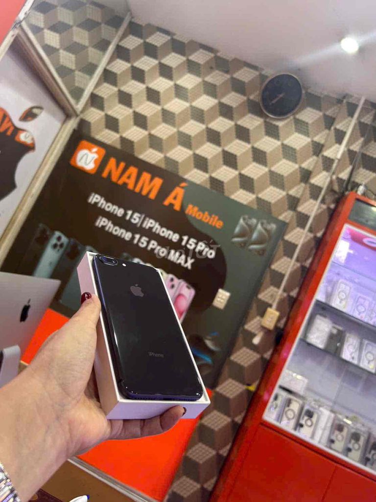 iPhone 8 Plus 256GB Đen Màn hình mới. Mua bán Điện thoại tại Quận 3 Tp Hồ Chí Minh được đăng bởi Nam Á Mobile hình 1