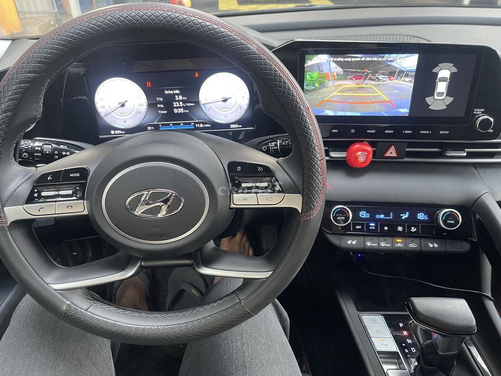 Elantra 2025 2.0 AT Cao cấp - 2800km xám Titan. Mua bán Ô tô tại Huyện Hóc Môn Tp Hồ Chí Minh được đăng bởi Song Hành hình 7