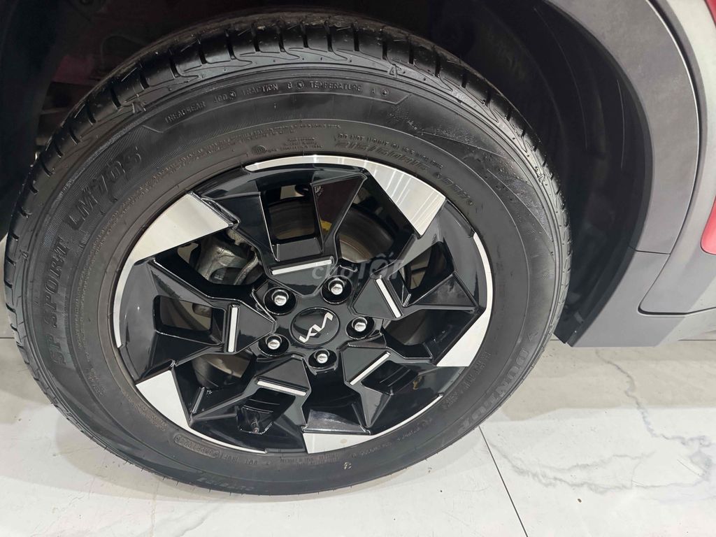 Kia Sonet 2024 1.5 Luxury	 - 15000 km. Mua bán Ô tô tại Thị xã Từ Sơn Bắc Ninh được đăng bởi minh hương hình 9