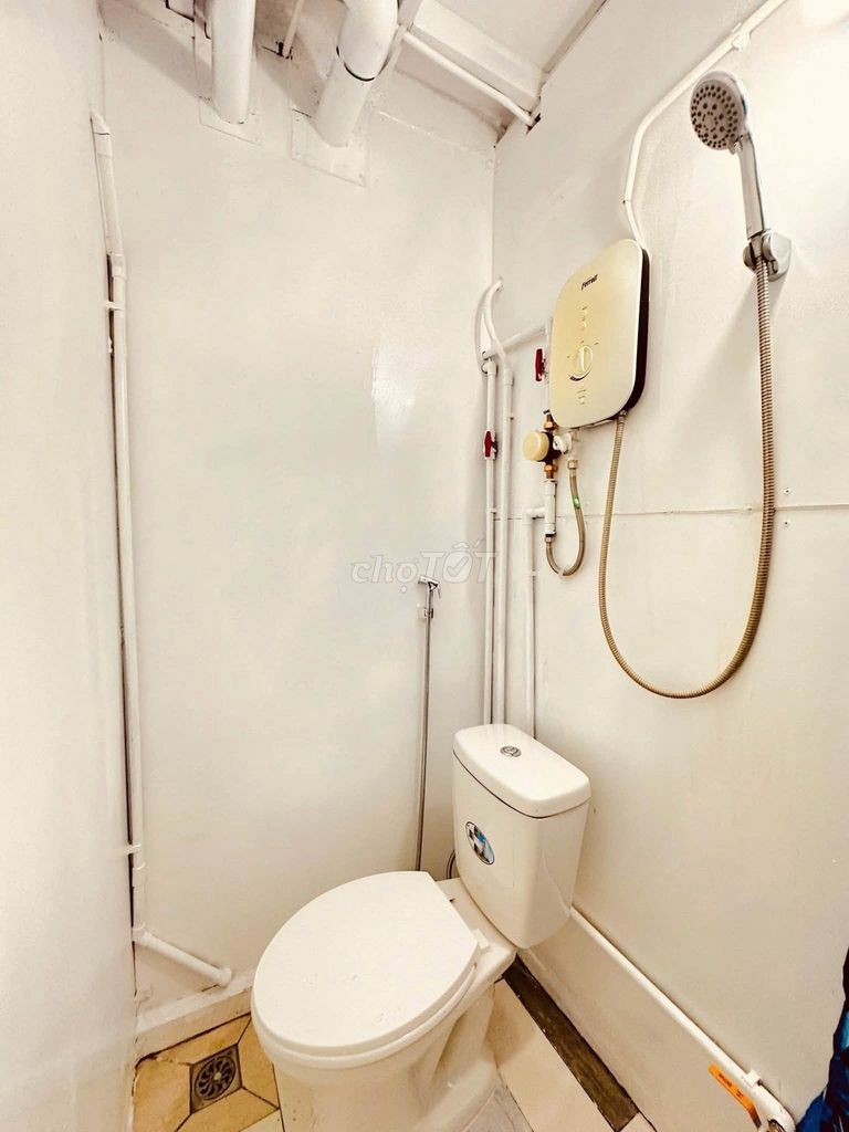 Phòng trọ 2tr1 Hoàng Hoa Thám, Ba Đình, Hà Nội