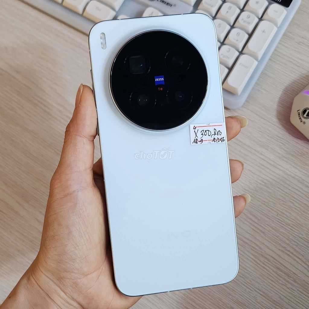 Vivo X300 Pro 256GB Trắng. Mua bán Điện thoại tại Thị xã Ninh Hòa Khánh Hòa được đăng bởi Văn Chính Mobile hình 1