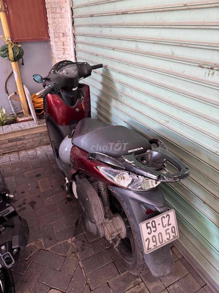 Honda SH 150i 2006 красный