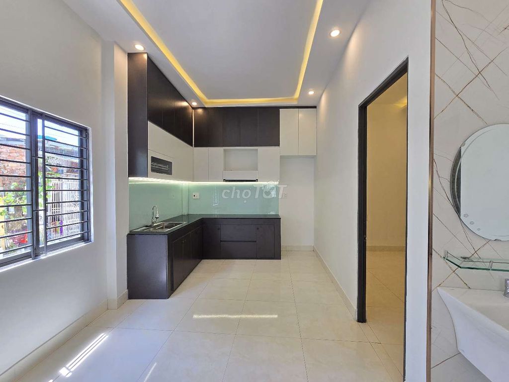 👉👉Bán nhà 2 tầng 2 mặt kiệt oto gần bến xe Đà Nẵng,
Dt55m2Giá 3ty150. Mua bán nhà ở tại Quận Cẩm Lệ Đà Nẵng được đăng bởi Huỳnh Nga hình 1