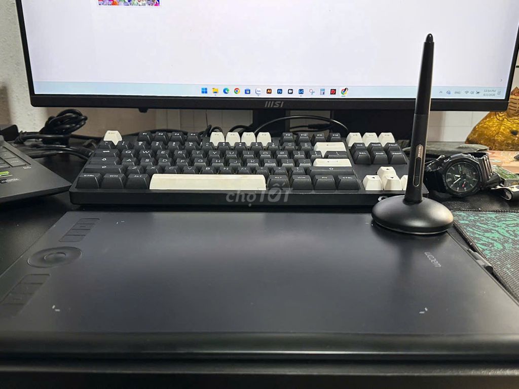 Bảng vẽ điện tử Wacom Intuos Pro M PTH660 Đen. Mua bán Phụ kiện (Màn hình, Chuột...) tại Huyện Di Linh Lâm Đồng được đăng bởi Vinh Phi Nguyen (Phiphivinh) hình 1