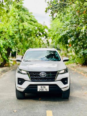 Toyota Fortuner 2022 2.4L 4x2 AT - 72000 km. Mua bán Ô tô tại Quận 5 Tp Hồ Chí Minh được đăng bởi Phạm Tân Tiến 