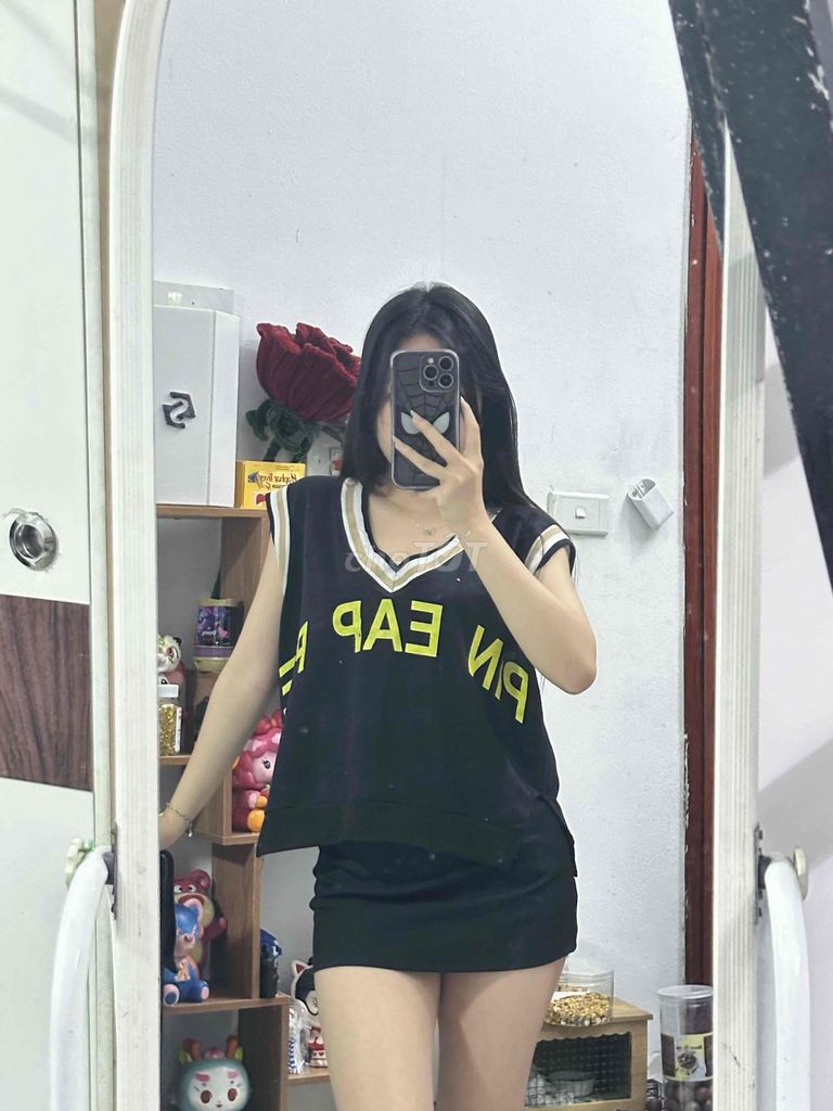 Pass Áo Gile Thể Thao Dáng Rộng - Phong Cách Stree. Mua bán Quần áo tại Quận Hà Đông Hà Nội được đăng bởi Phương Linh hình 1