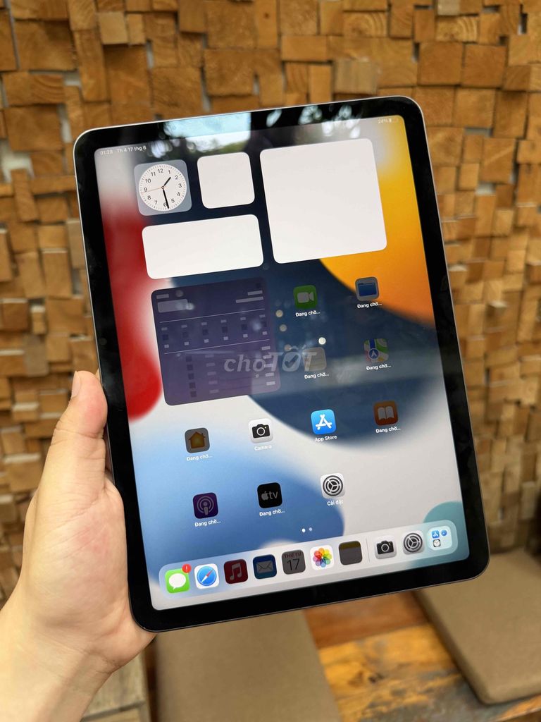 Air 4 64gb wifi zin full IOS 15 siêu mượt. Mua bán Máy tính bảng tại Quận Hoàng Mai Hà Nội được đăng bởi Ngô Tuấn Anh hình 1