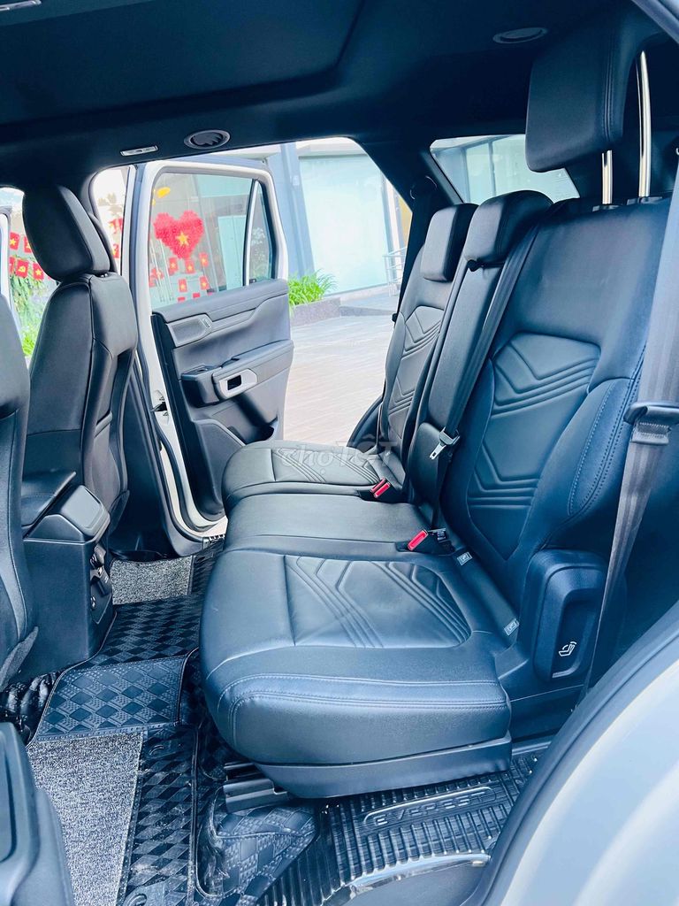 Ford Everest 2023 Titanium 2.0L 4x2 AT - 40000 km. Mua bán Ô tô tại Huyện Đan Phượng Hà Nội được đăng bởi Huy Trungg hình 6