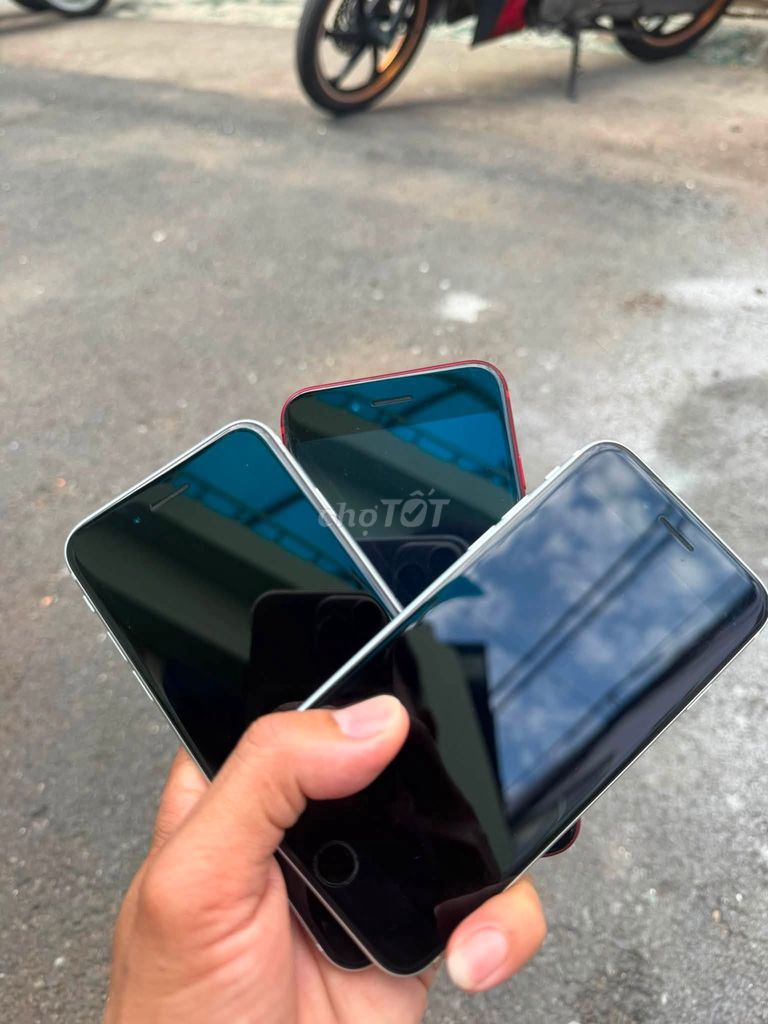 Apple iPhone SE 64GB Đỏ, Trắng, Đen Chưa sửa chữa. Mua bán Điện thoại tại Quận 1 Tp Hồ Chí Minh được đăng bởi Hội Đồ Điện Tử hình 1