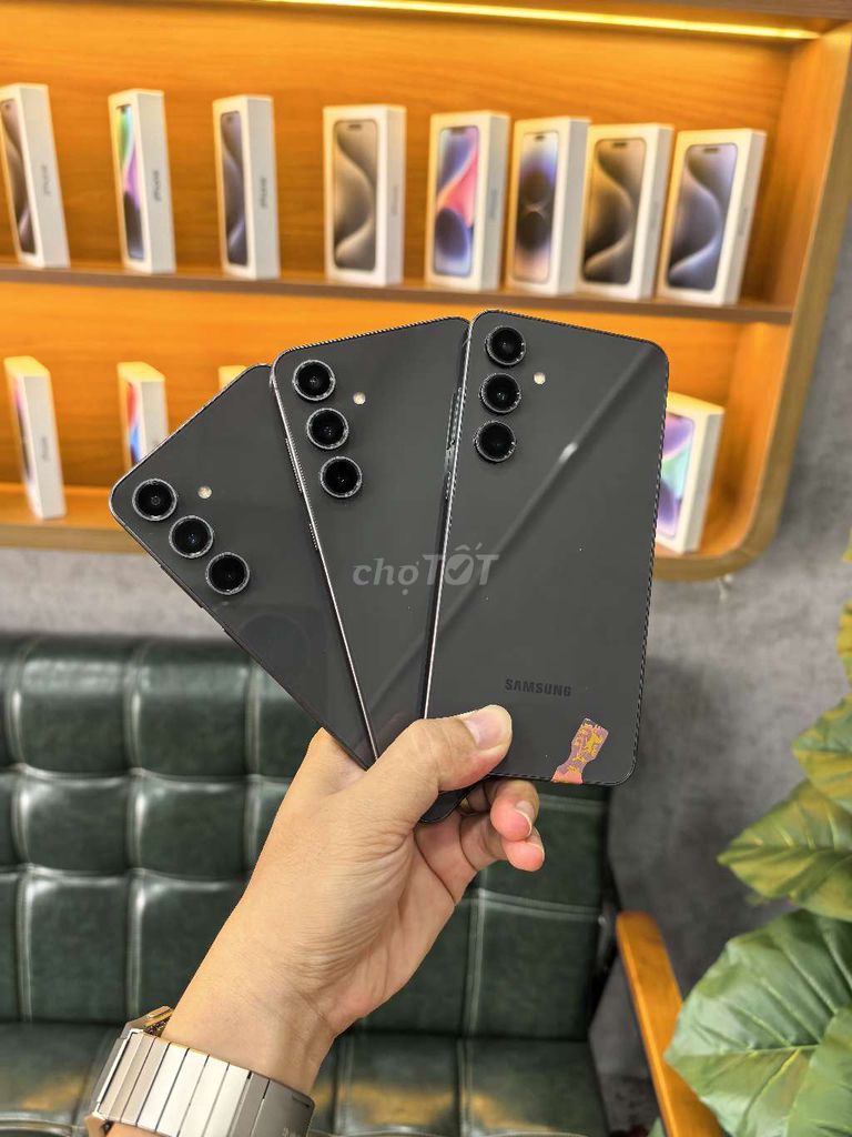 Samsung S24 Fe 8GB/128GB Đen. Mua bán Điện thoại tại Thành phố Buôn Ma Thuột Đắk Lắk được đăng bởi Định Phone47 hình 1