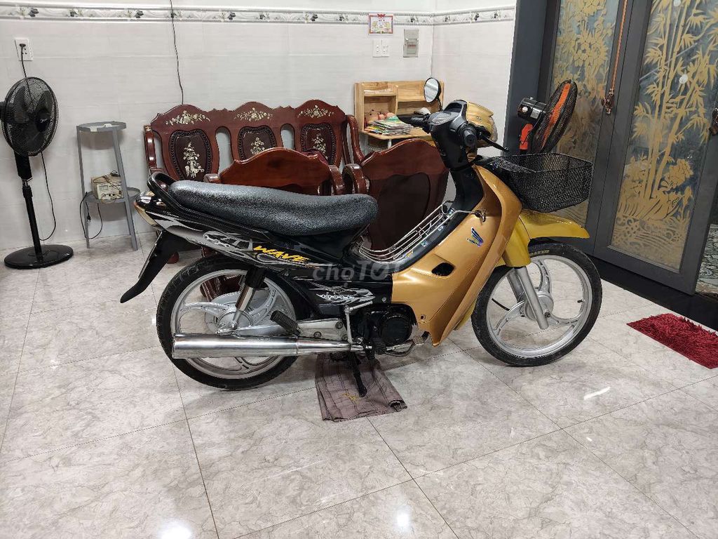 Wave hàn quốc, giấy tờ đầy đủ, máy rất êm,