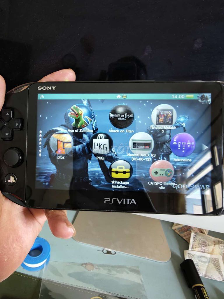Máy chơi game Sony PS Vita 2000 Đen 64GB. Mua bán Thiết bị chơi game tại Quận 6 Tp Hồ Chí Minh được đăng bởi Điện thoại chất mỗi ngày hình 1