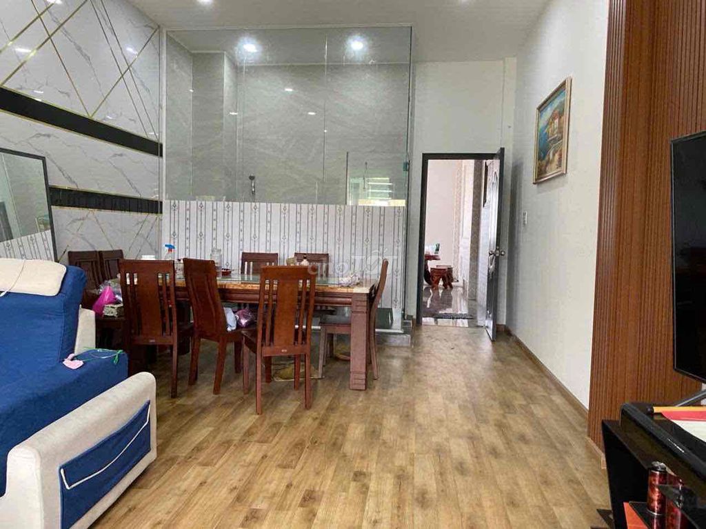 Cho thuê nhà nguyên căn mặt tiền 3/2 Q11. Cho thuê nhà ở tại Quận 11 Tp Hồ Chí Minh được đăng bởi Chị Thái hình 1