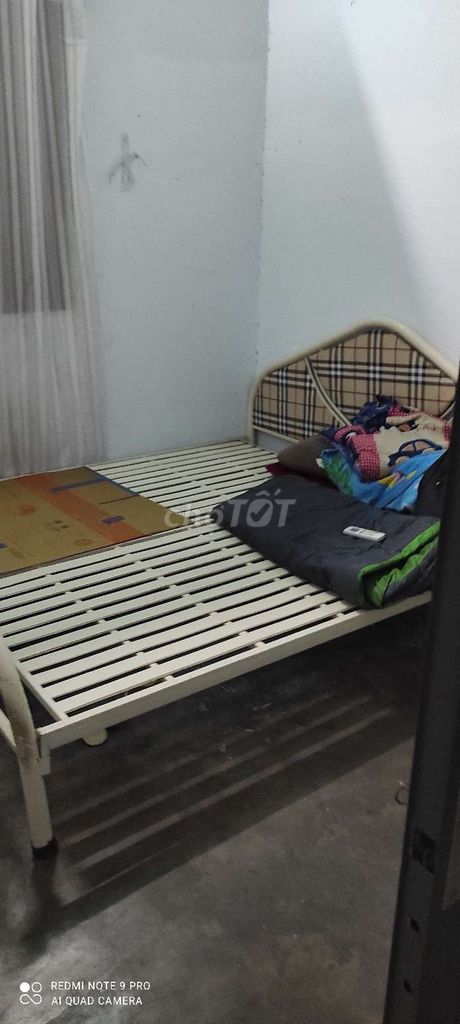 Giường sắt 1.8m x 2m Trắng còn khá mới. Mua bán Giường, chăn ga gối nệm tại Thành phố Thủ Đức Tp Hồ Chí Minh được đăng bởi nguyễn thị kim huyền hình 1