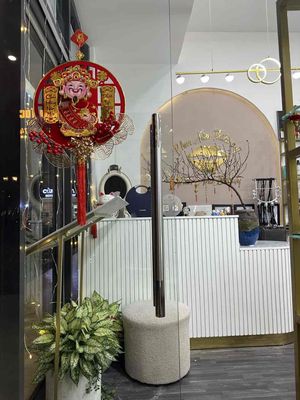 bàn quầy tính tiền. Mua bán Đồ chuyên dụng, Giống nuôi trồng tại Thành phố Thủ Đức Tp Hồ Chí Minh được đăng bởi Ana Diep