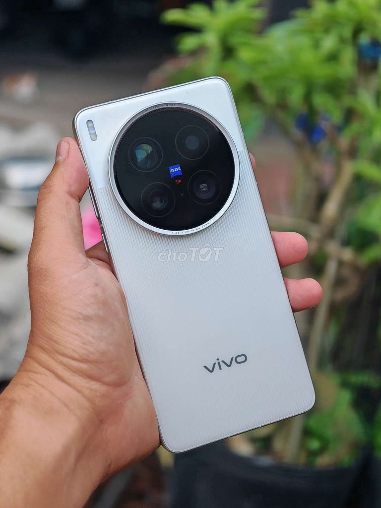 Vivo X200 Ultra 16GB/512GB Bạc 98%. Mua bán Điện thoại tại Thành phố Mỹ Tho Tiền Giang được đăng bởi Tony Nguyen hình 1
