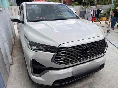 Toyota Innova Cross 2.0HEV - 225Tr Trả trước. Mua bán Ô tô tại Quận Ninh Kiều Cần Thơ được đăng bởi Thái Thanh