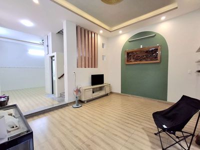 HXH THÔNG NGAY ĐH GIAO THÔNG VẬN TẢI TÔ KÝ Q12, 5x12.5, 4.x Tỷ. Mua bán nhà ở tại Quận 12 Tp Hồ Chí Minh được đăng bởi Hoàng Trâm