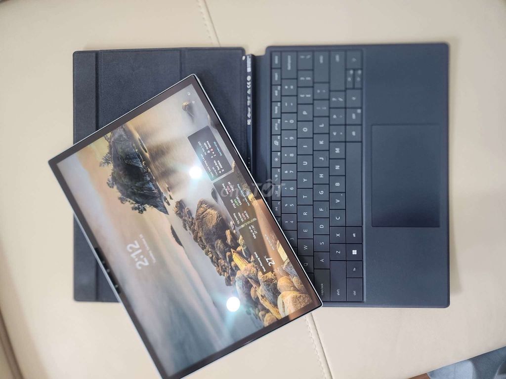 Dell 9315 2 in 1 i7-1250U 16GB/512GB. Mua bán Laptop tại undefined Hà Nội được đăng bởi Viet Smarthome hình 1