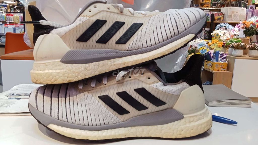 Adidas SOLARCLIRE Cỡ 40,2/3 chính hãng mới 95%