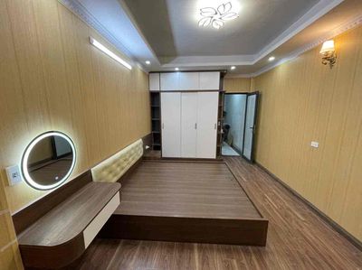 tôi có căn nhà bán tại 30 m phường hoàng văn Thụ. Mua bán nhà ở tại Quận Hoàng Mai Hà Nội được đăng bởi HỒ THỊ THẮM