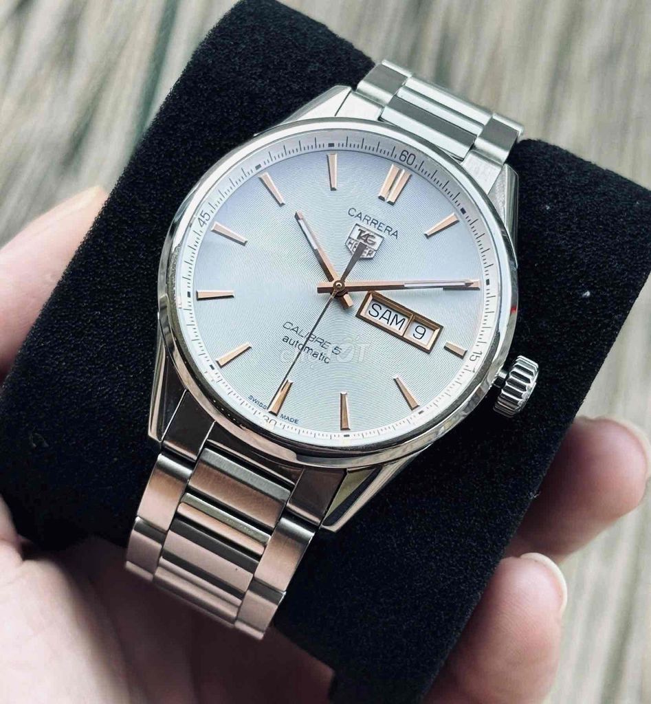 Đồng hồ TAG Heuer Carrera Nam Bạc. Mua bán Đồng hồ tại Quận Hoàng Mai Hà Nội được đăng bởi tuấn ninh  hình 1
