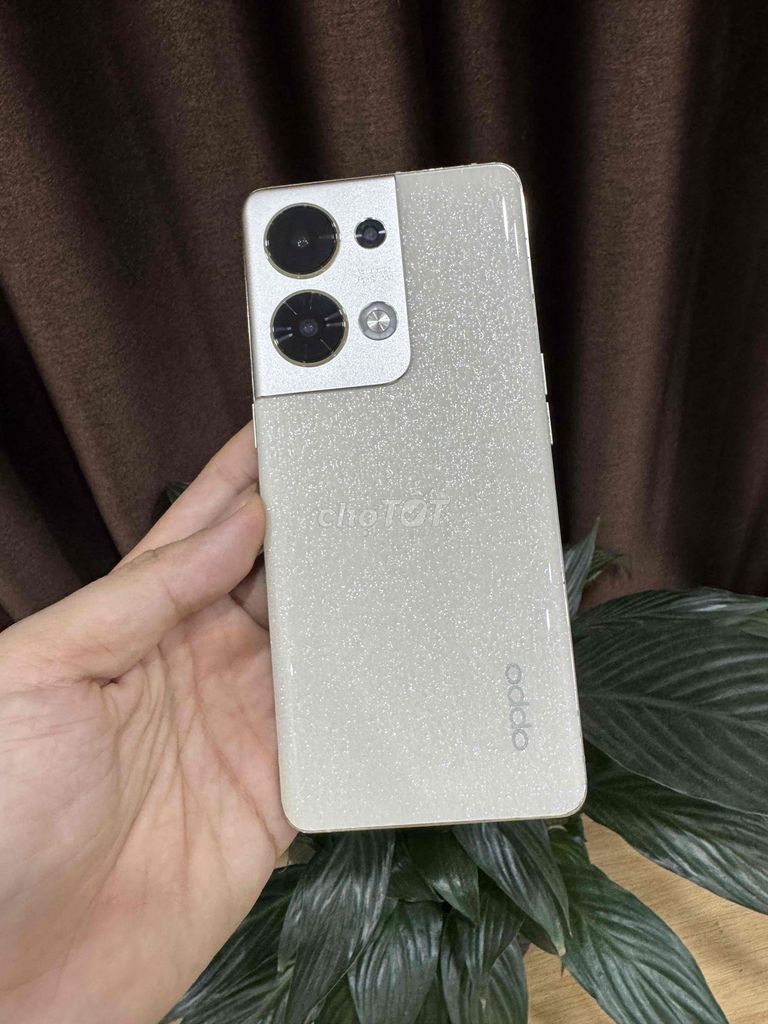 Oppo Reno9 Pro Plus 16/256GB Bạc zin đẹp CÓ COD. Mua bán Điện thoại tại Quận Hoàng Mai Hà Nội được đăng bởi Gia Vinh hình 1