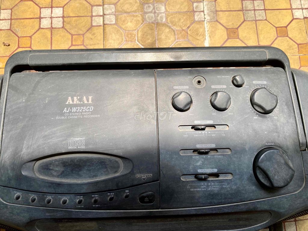 máy cassette AKAI Japan