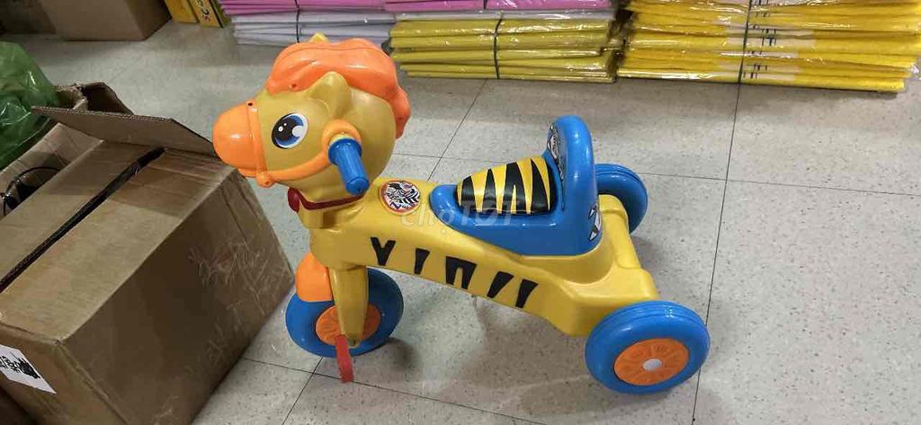 Xe Mới cho bé. Mua bán Mẹ và bé tại Quận Cẩm Lệ Đà Nẵng được đăng bởi Nguyễn Nhất Huy hình 1