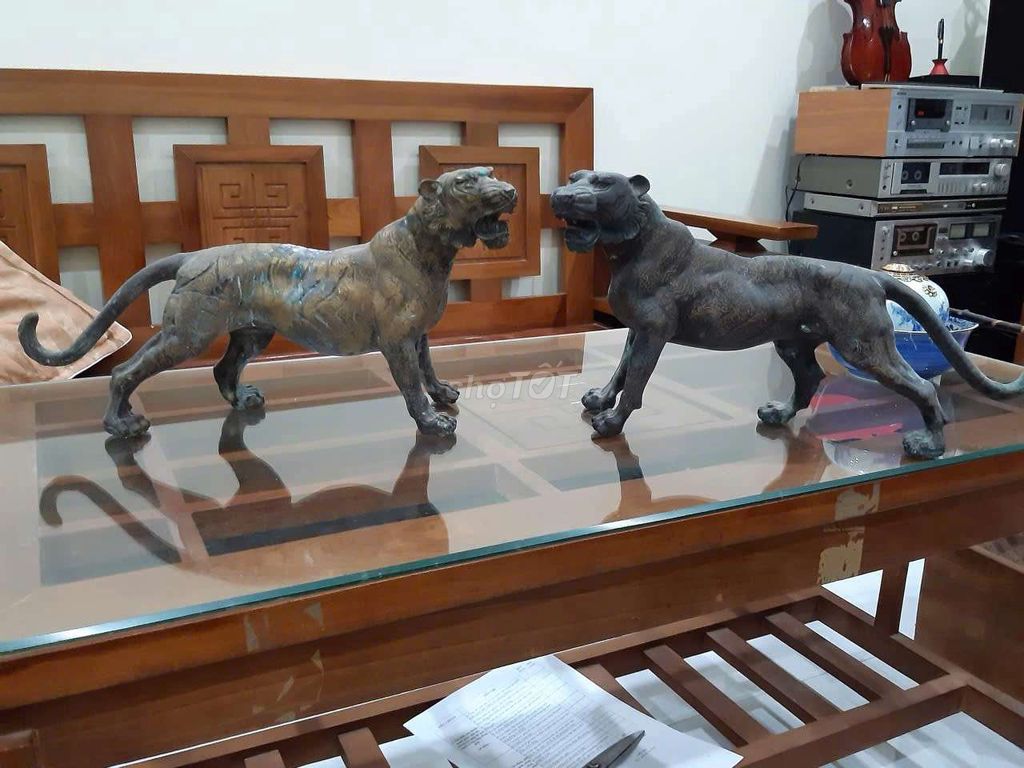 Tượng trang trí Đồng Chúa sơn lâm 24cm. Mua bán Đồ sưu tầm, đồ cổ tại Quận Ngô Quyền Hải Phòng được đăng bởi Nguoi luong thien hình 1
