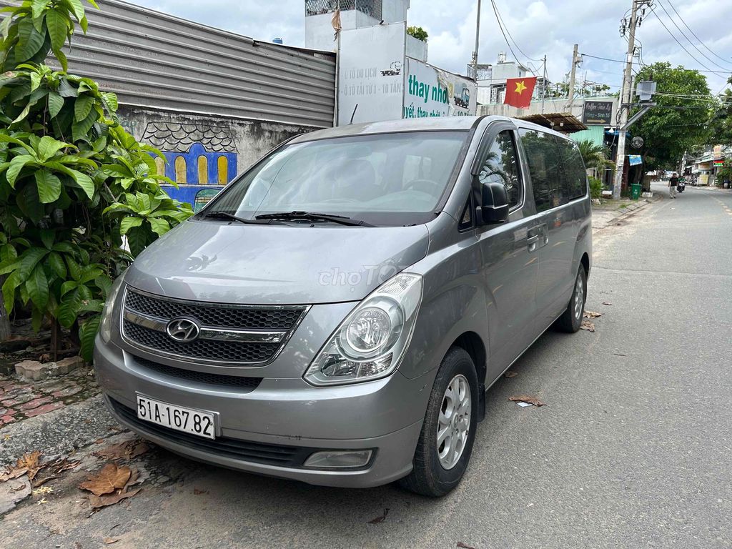 Huyndai 9 chổ - 130000 km. Mua bán Ô tô tại Quận 12 Tp Hồ Chí Minh được đăng bởi Thanh hình 2