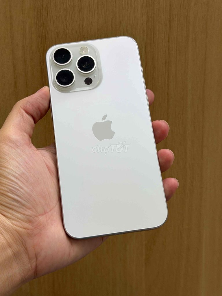 iPhone 15 Pro Max 1024GB Trắng Qte mỹ zin ốc 98%. Mua bán Điện thoại tại Quận Ninh Kiều Cần Thơ được đăng bởi Quý Mobile Cần thơ hình 1