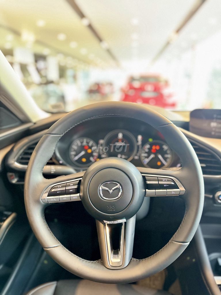 MAZDA 3 - ƯU ĐÃI TIỀN MẶT - QUÀ TẶNG BH THÂN VỎ XE. Mua bán Ô tô tại Quận Tân Phú Tp Hồ Chí Minh được đăng bởi ĐẠI LÝ MAZDA KIA HCM hình 7