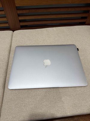 Macbook Air 2013 4GB/256GB tặng kèm chuột và sạc