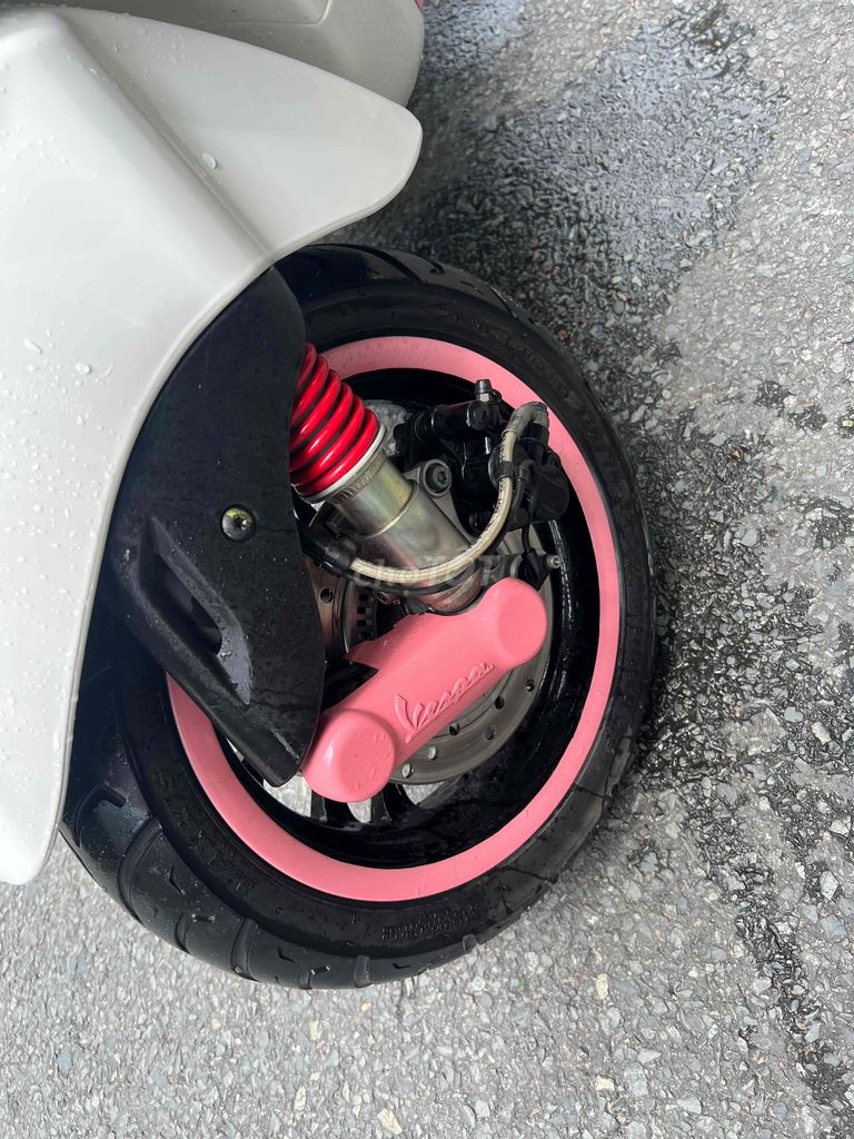 vespa đèn led trắng hồng. Mua bán Xe máy tại Quận Tân Phú Tp Hồ Chí Minh được đăng bởi Xemaytnt chấm com hình 6