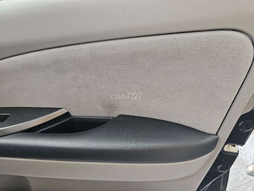 Mitsubishi Grandis 2005 Đen 119671 km. Mua bán Ô tô tại Thành phố Thủ Đức Tp Hồ Chí Minh được đăng bởi Vy hình 10