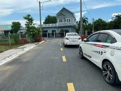 Chủ cần bán gấp lô đất 5,5x17m ở dự án KDC Thuận Đạo Long An. Mua bán đất tại Huyện Cần Đước Long An được đăng bởi Nguyễn Văn Cương