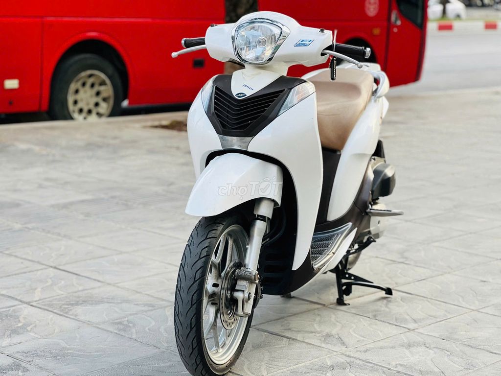 HONDA SH MODE 125 TRẮNG CHÍNH CHỦ GIÁO VIÊN