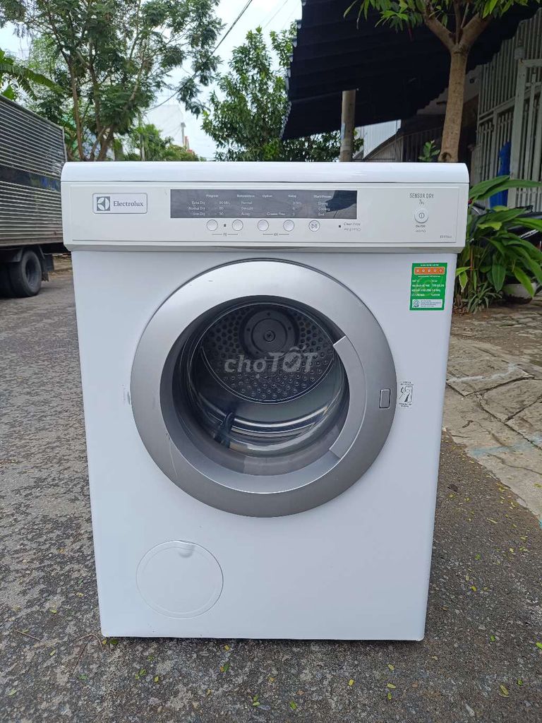 Thanh lý máy sấy Electrolux thông hơi 7kg