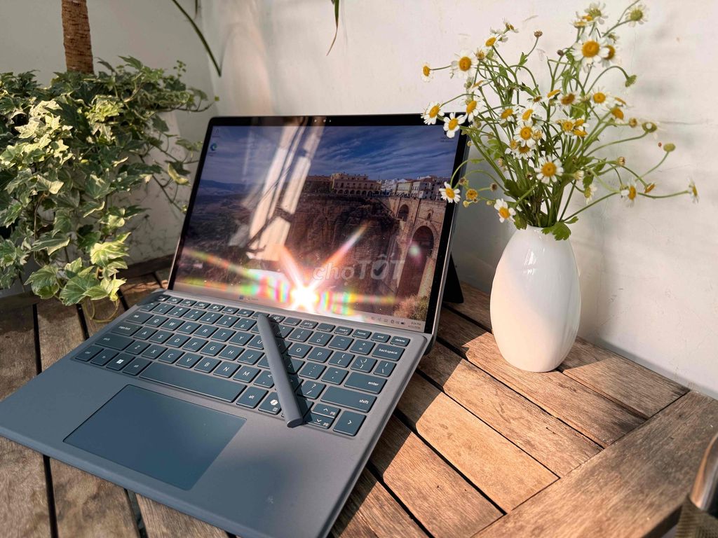 Dell Latitude 7350 Ultra 5 13 inch 16GB/256GB. Mua bán Laptop tại Thành phố Buôn Ma Thuột Đắk Lắk được đăng bởi Long US hình 1