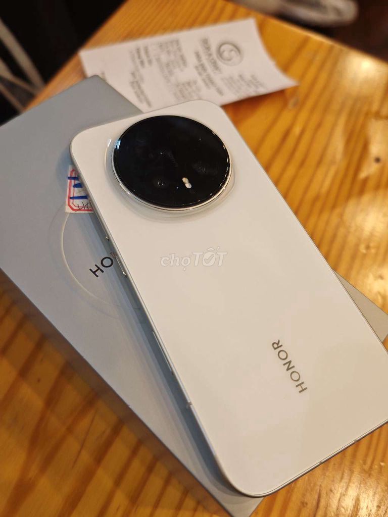 Honor Magic 8 16GB 512GB Trắng. Mua bán Điện thoại tại Quận 3 Tp Hồ Chí Minh được đăng bởi Thanh hình 1