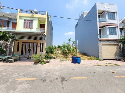 Đất 180 m² · Đường Tỉnh lộ 8