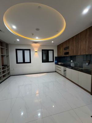 Cho thuê 3 TẦNG ShopHouse Manor Crown - mặt tiền Tố Hữu, TP Huế 