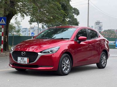 Mazda2 2022 1.5L nhập khẩu, chỉ việc đổ xăng chạy