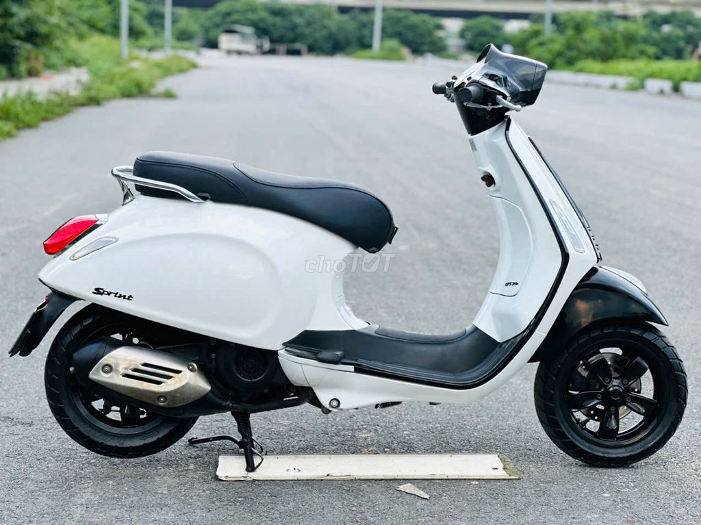 PIAGGIO VESPA SPRINT 125 3VIE XE CHÍNH CHỦ. Mua bán Xe máy tại Quận Cầu Giấy Hà Nội được đăng bởi TUẤN MINH hình 2