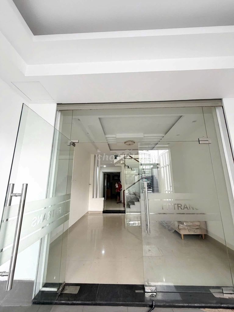 Аренда · 5 комн. · 100 м² · Quận Sơn Trà, ул. Đường Trần Thánh Tông