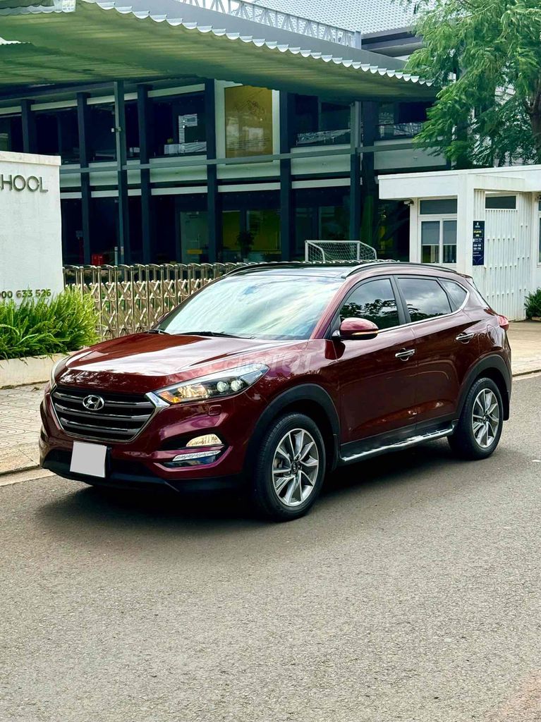 Hyundai Tucson 2019 2.0 ATH 79000 km. Mua bán Ô tô tại Thành phố Buôn Ma Thuột Đắk Lắk được đăng bởi Nguyễn duy dương hình 2