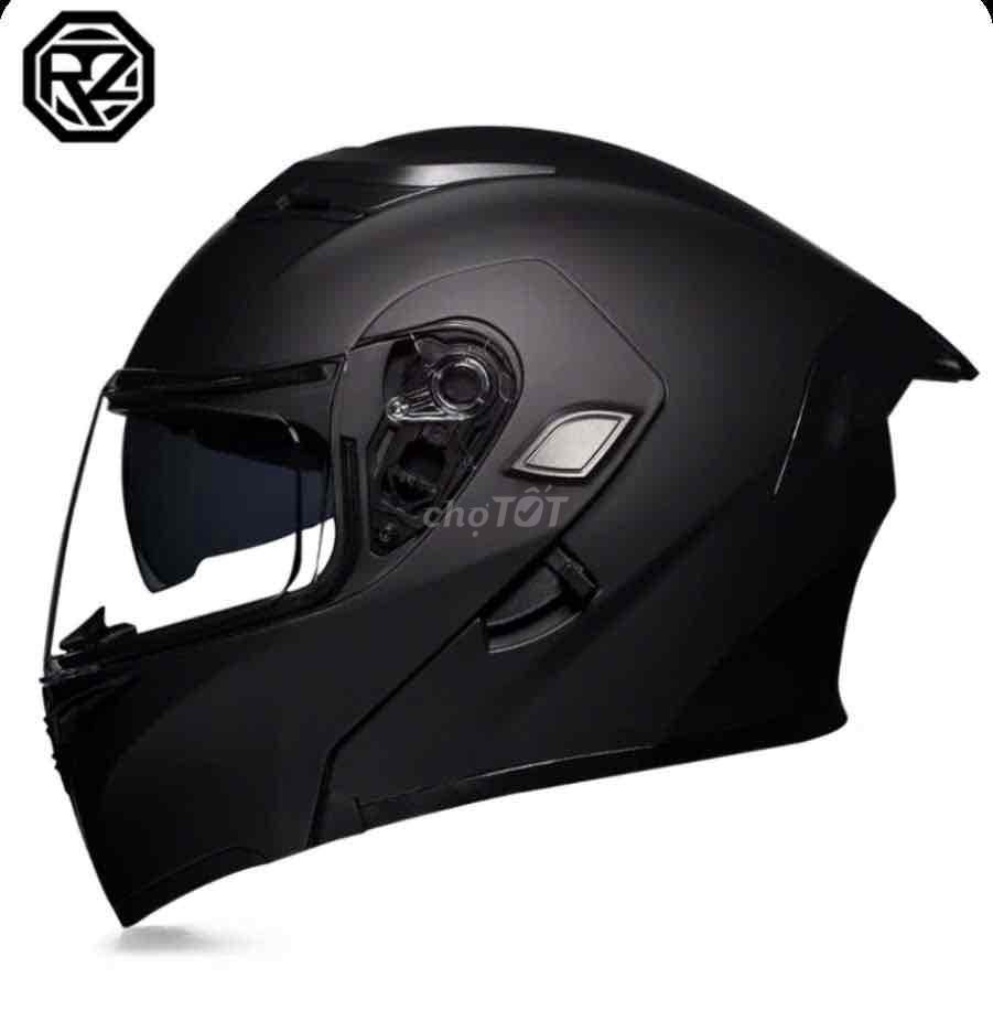 [MỚI]Nón bảo hiểm ORZ Full Face Lật Hàm - 2 Kính. Mua bán Đồ thể thao, Dã ngoại tại Quận Bình Thuỷ Cần Thơ được đăng bởi Phạm Thế hình 1
